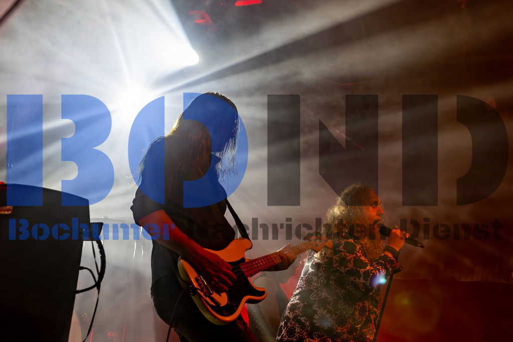 SES_NURDIO20250102-80 | bond - Realisiert mit Pictrs.com