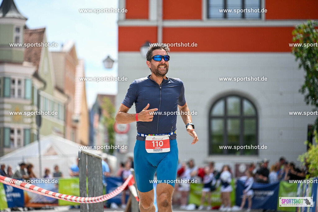 SZI_7879 | Stadttriathlon Erding 2025. #yourpictrs #sportshot_your_pictrs @Sportshotphotography #stadttriathlonerding Copyright: www.sportshot.de