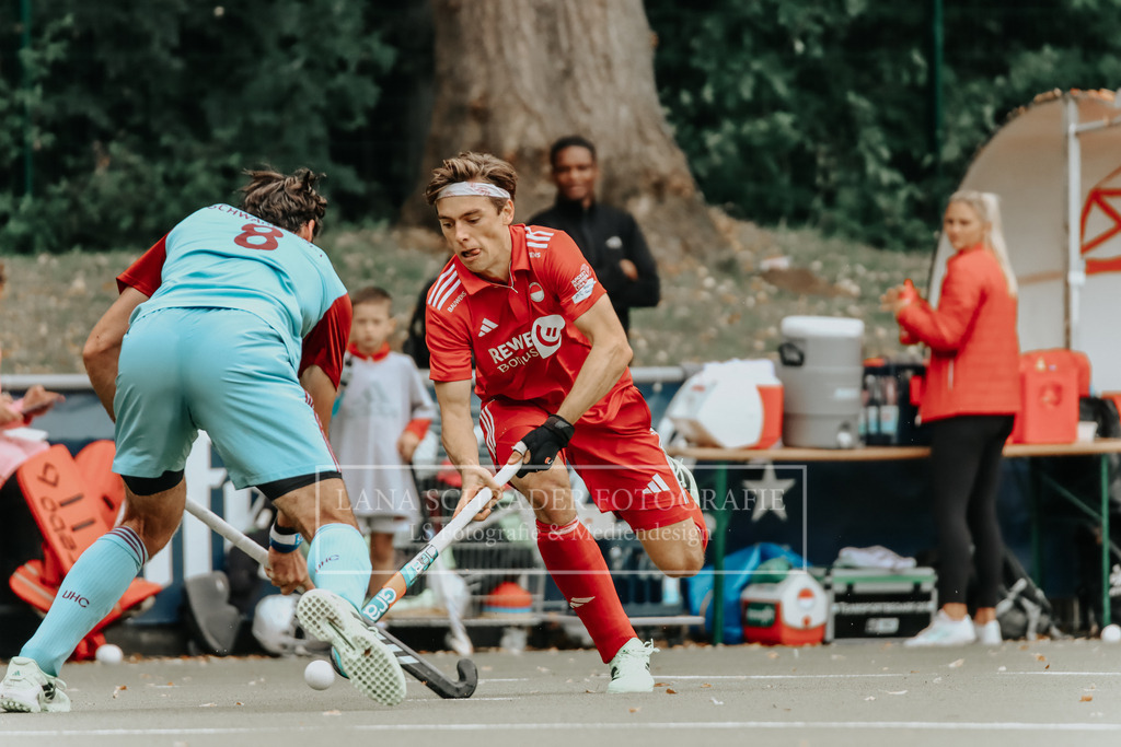 Herren_Bundesliga_02_F_RWK-UHC_21.09.25_Köln (257 von 471) | lanaschraderfotografie - Realisiert mit Pictrs.com