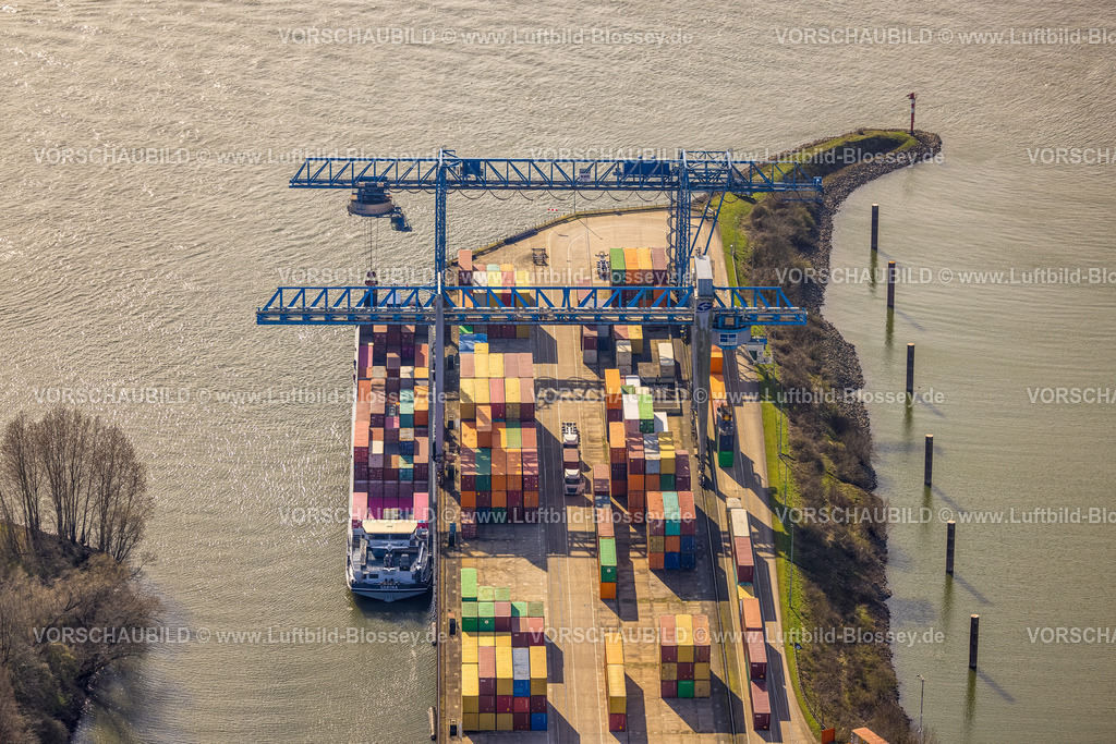 Emmerich240313065 | Luftbild, Containerhafen Emmerich und Fluss Rhein, Containerschiff und Lastenkran für Container, Emmerich am Rhein, Nordrhein-Westfalen, Deutschland