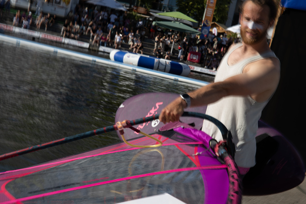 Kieler WOCHE Tow In Windsurf - @danielpankoke dpmedia (5 von 158) | dp-photography - Realisiert mit Pictrs.com