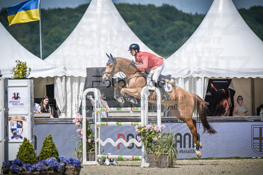 DOS_5192 | Entdecke hochwertige Reitturnierfotos von Foto Oger. Professionell, emotional und authentisch – jetzt Lieblingsmomente im Shop bestellen.Deutschlandweite Turnierfotografie. - Realisiert mit Pictrs.com