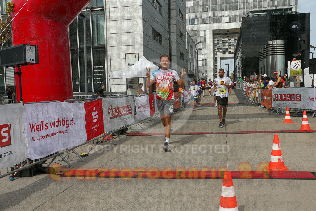 250920_1326_EX1_4590 | Sportfotografie im Rhein-Sieg Kreis, Köln, Bonn, NRW, Rheinland Pfalz, Hessen, etc. Unser Tätigkeitsfeld umfasst den Laufsport vom Volkslauf über den Marathon, Duathlon, Triathon bis zum Ultralauf wie Kölnpfad Ultra oder Schindertrail.