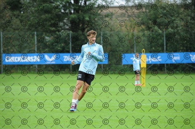 DSC_7076 | Hertha BSC, 2.Bundesliga, Herren, Saison 2025/26, Maurice Krattenmacher ( Hertha BSC ), Trainingslager Kitzbühel, Österreich 15.07. 2025.   Foto: Ralf Gebhardt - Realisiert mit Pictrs.com