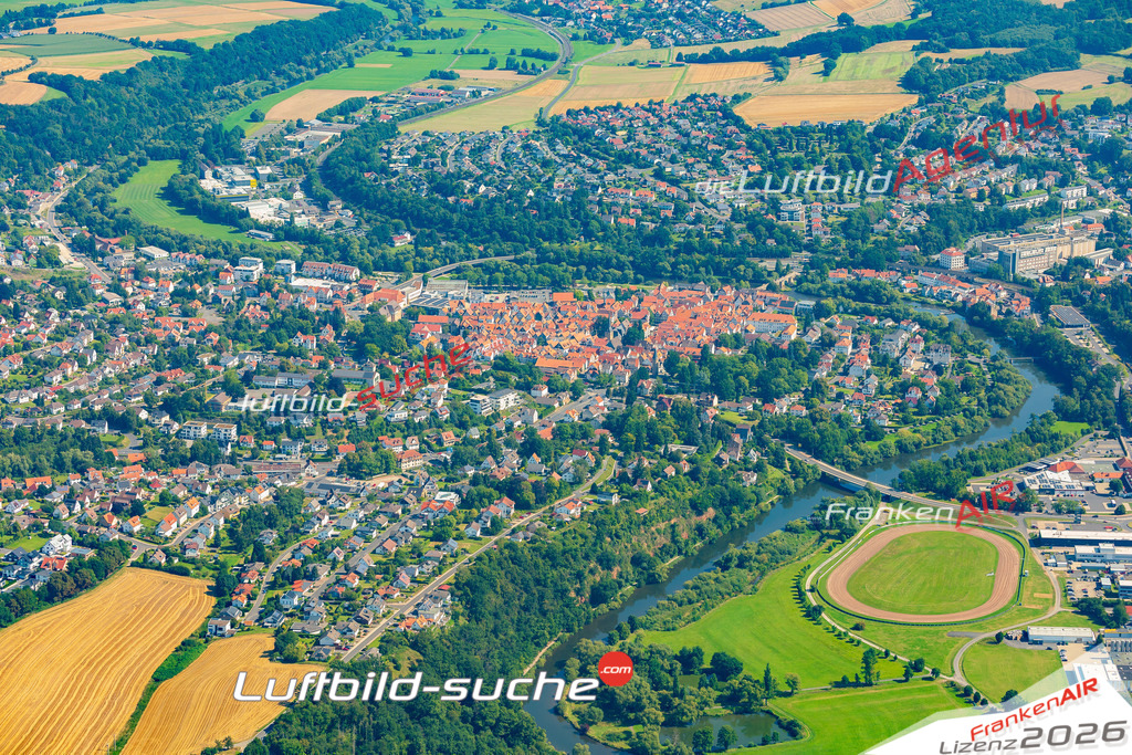 Neue Luftbildaufnahme der Stadt Melsungen - Das Luftbild wurde 2025 vom UL-Flugzeug heraus erstellt ( keine Drohnenaufnahme ) - Hochauflösende Luftaufnahme - für Wandbilder und großformatige Ausdrucke geeignet. Das besondere Geschenk!Hier alle&nbsp;Infos zur Lizenzierung der LuftaufnahmeWir fliegen auch dieses Jahr wieder in Ihre Region um Luftbilder zu erstellen.- Luftbild anfragen