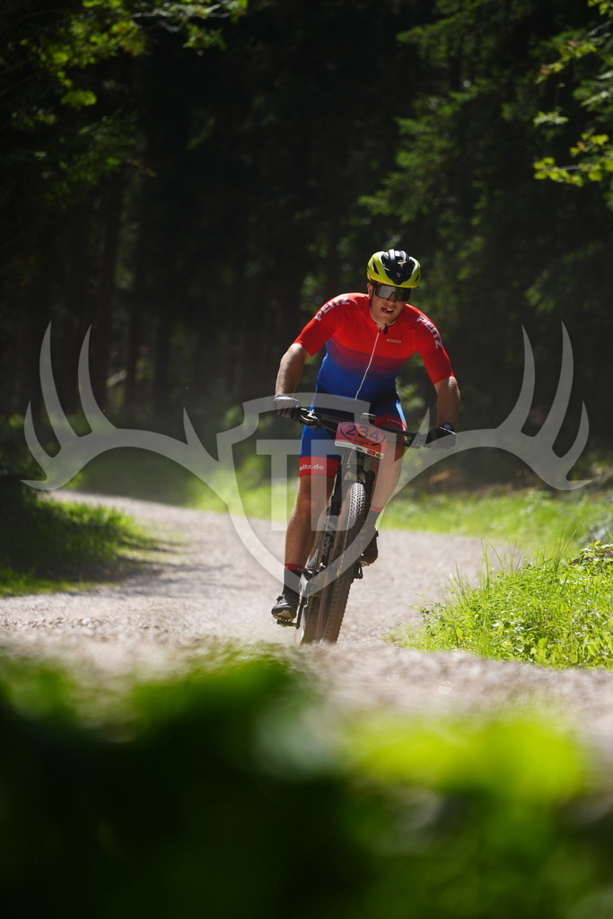 FC102020 | Fotogalerie der Treibjagd im Dunkelwald - Dein MTB Etappenrennen im Erzgebirge - Realisiert mit Pictrs.com
