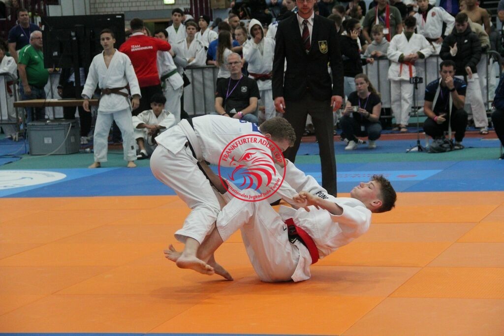 IMG_3474 | Fotos vom Adler Cup - Pictures from Adler Cup

Hier findet Ihr alle Eindrücke und großen Momente der Adler Cup Wochenenden. Here you will find all impressions and great moments of the Adler Cup weekends. - Realisiert mit Pictrs.com