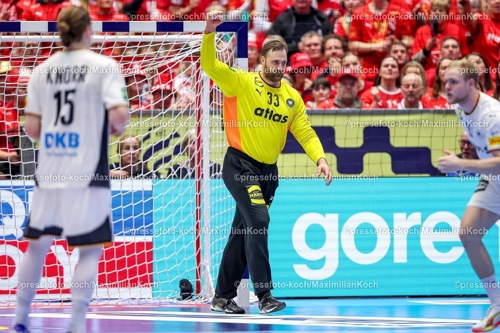 EHF01022602075 | 01.02.2026, Handball, Men's EHF EURO 2026, Deutschland - Dänemark, Jyske Bank Boxen in Herning, Final:  Andreas Wolff (Germany #33) jubelnd