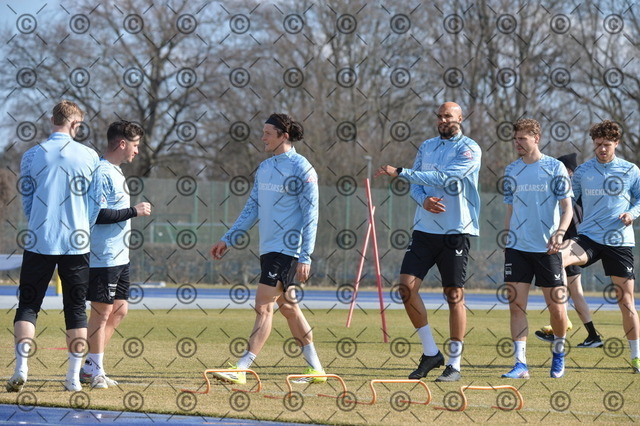 RGE_8283 | Hertha BSC, 2.Bundesliga, Herren, Training auf dem Hanns-Braun-Platz, Saison 2025/26, Mitte John Anthony Brooks ( Hertha BSC ),  11.03. 2026, Fotograf: Ralf Gebhardt - Realisiert mit Pictrs.com