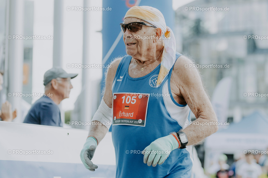 240825_Treppenlauf-123 | Professionelle Fotos Ihrer Laufsportveranstaltung.