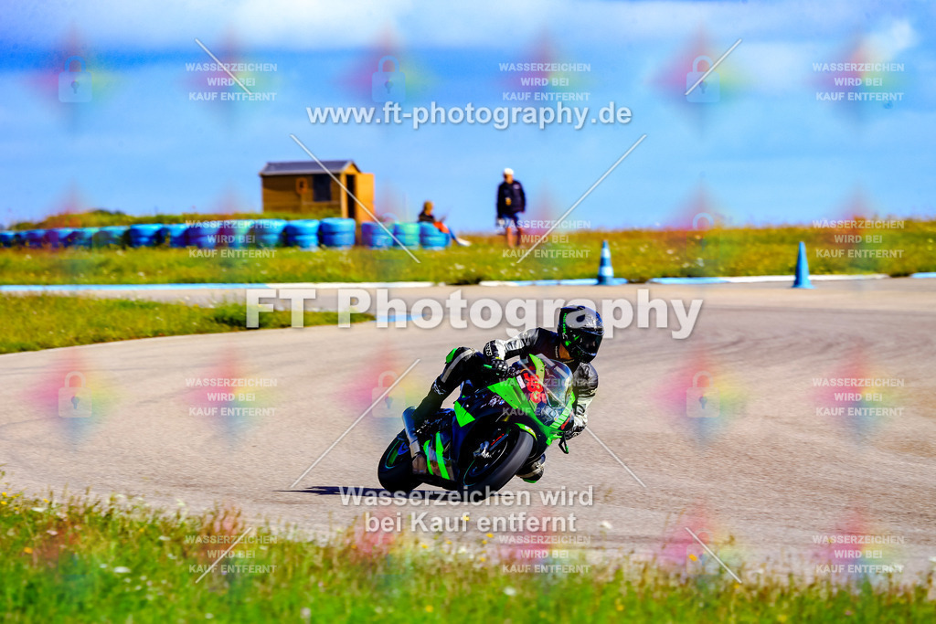 _OUR5100 | Hier findet Ihr Bilder von Touristenfahrten auf der Nürburgring Nordschleife oder von anderen Veranstaltungen die ich besucht habe. Viel Spass beim Durch Schauen 