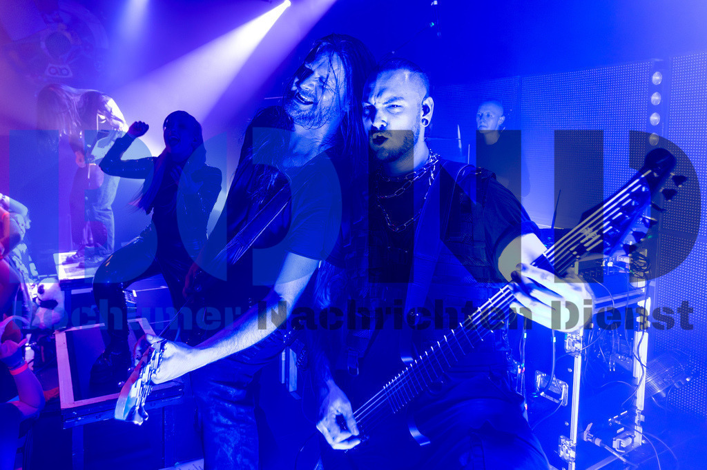 SES_ENIKOL20250501-76 | bond - Realisiert mit Pictrs.com