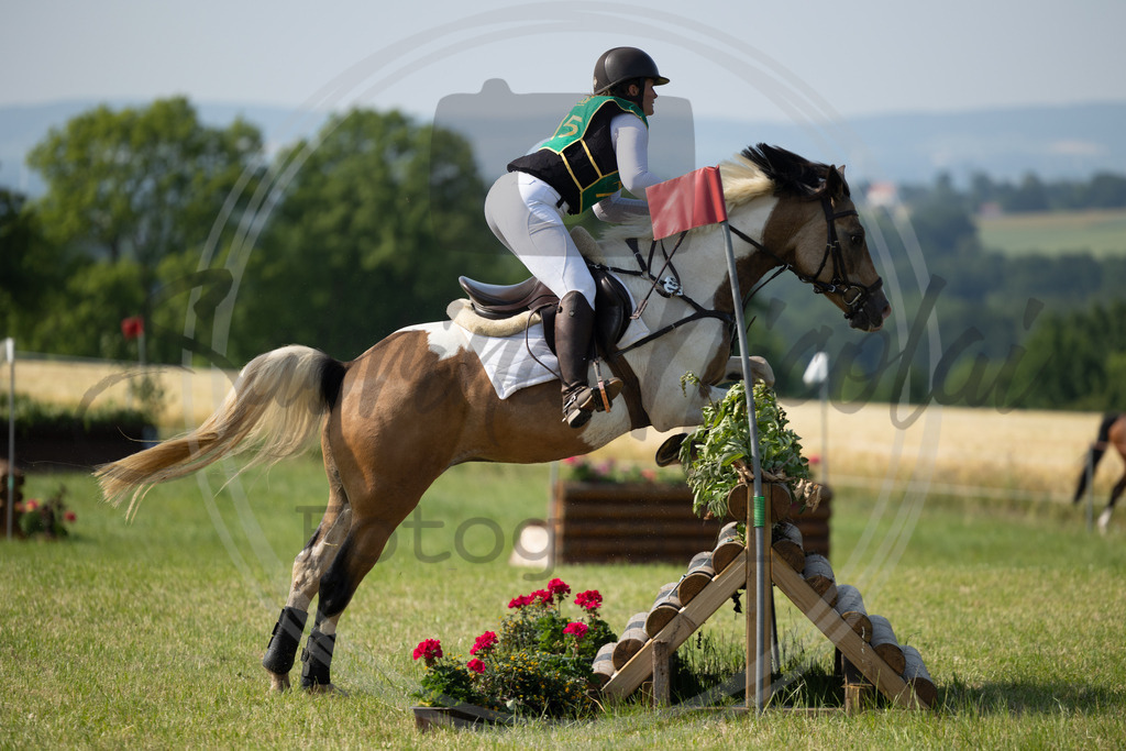 994A1647 | sabrinanicolaifotografie - Realisiert mit Pictrs.com