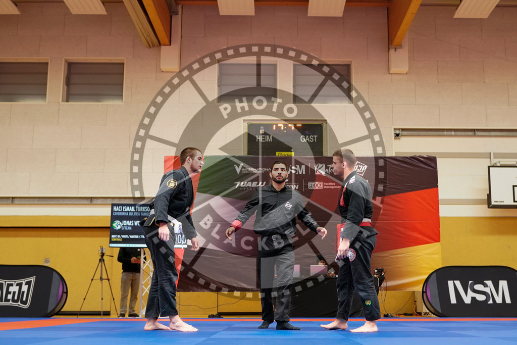 20240203PBB07444 | Fighters compete during the Brazilian Jiu-Jitsu Championship of the AJP Tour in Maintal by Frankfurt am Main, Germany, on February 2, 2024.