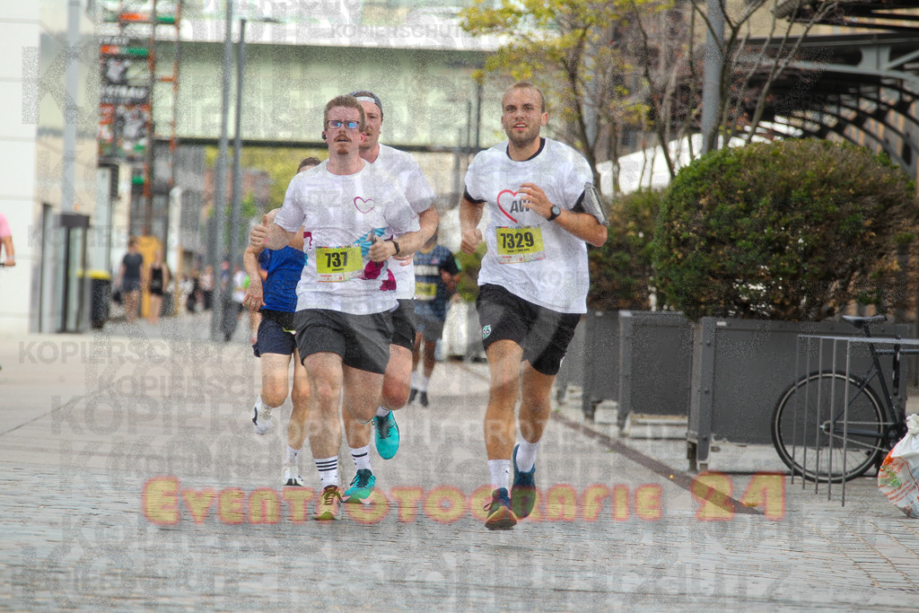 250920_1321_EV4_5278 | Sportfotografie im Rhein-Sieg Kreis, Köln, Bonn, NRW, Rheinland Pfalz, Hessen, etc. Unser Tätigkeitsfeld umfasst den Laufsport vom Volkslauf über den Marathon, Duathlon, Triathon bis zum Ultralauf wie Kölnpfad Ultra oder Schindertrail.