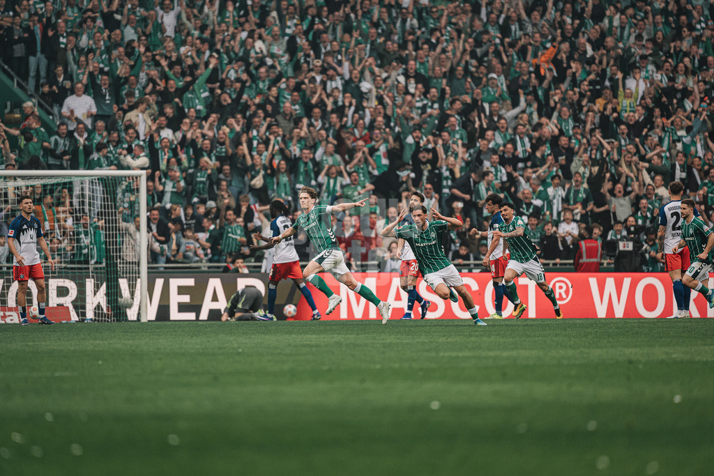 Fußball | Männer | Saison 2025/2026 | 1. Fußball-Bundesliga | 30. Spieltag | SV Werder Bremen vs. Hamburger SV | 18.04.2026 | Torjubel Jens Stage (#06, SV Werder Bremen)