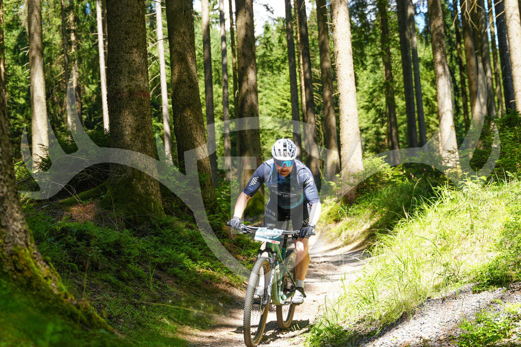 FC603989 | Fotogalerie der Treibjagd im Dunkelwald - Dein MTB Etappenrennen im Erzgebirge - Realisiert mit Pictrs.com