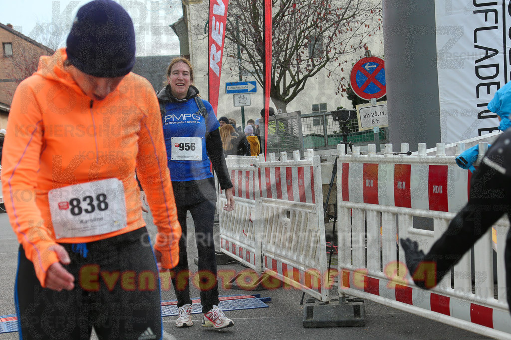 221127_1057_EX1_1360 | Sportfotografie im Rhein-Sieg Kreis, Köln, Bonn, NRW, Rheinland Pfalz, Hessen, etc. Unser Tätigkeitsfeld umfasst den Laufsport vom Volkslauf über den Marathon, Duathlon, Triathon bis zum Ultralauf wie Kölnpfad Ultra oder Schindertrail.