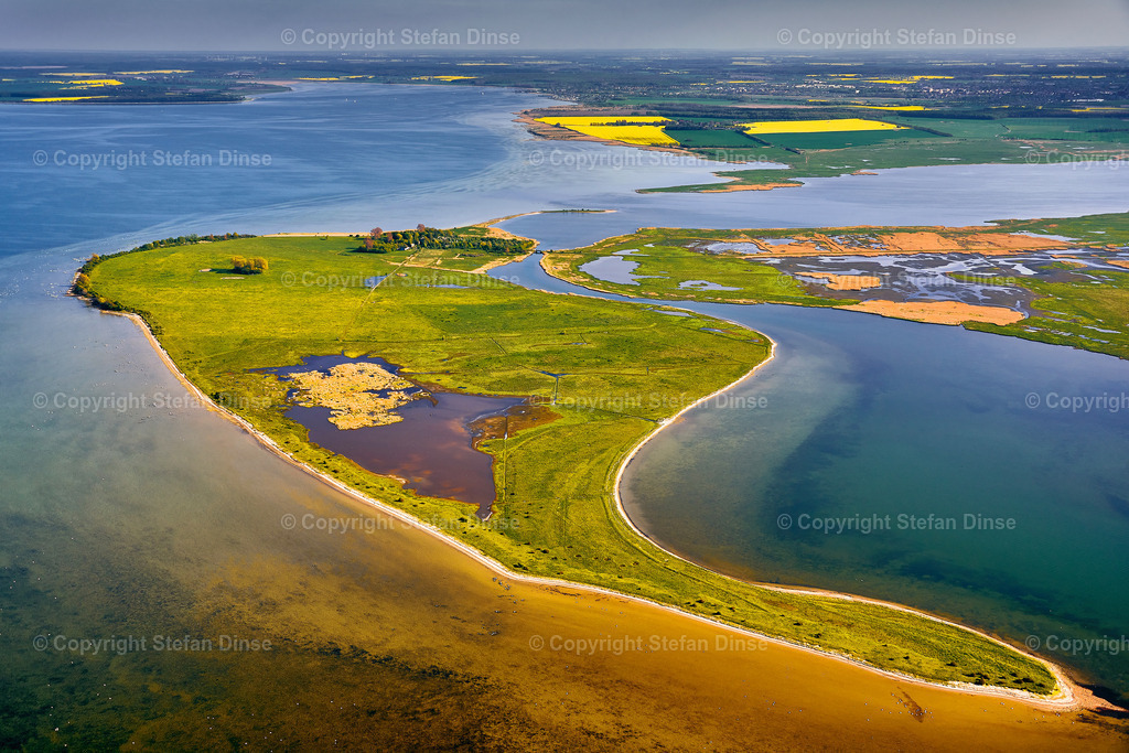 Insel-Koos | Findlinge im Eis, Zeesenboote bei der Traditionsregatta, eine Seebrücke im Sonnenaufgang - mit den Bildern aus dieser Galerie erhalten Sie wunderschöne Aufnahmen über das ganze Jahr. Ein tolles Produkt zum Verschenken, Werben oder zum Träumen vom nächsten - Realisiert mit Pictrs.com