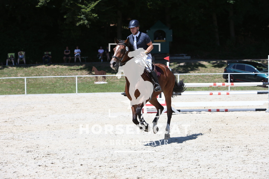PP014751 | Willkommen bei Brunnmayr - Design & Fotografie – Ihrem Spezialisten für Reitturniere und Pferdeveranstaltungen in Oberösterreich, Salzburg und Bayern! Seit über 17 Jahren sind wir leidenschaftlich dabei.