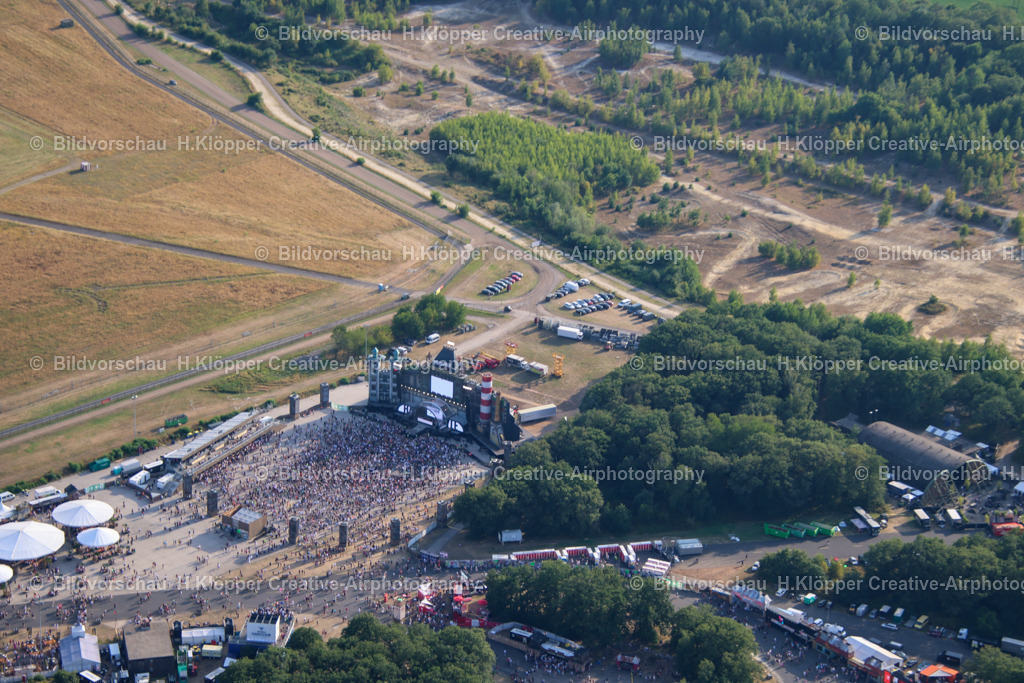 Weeze Parookaville 2022_ Creative_Airphotography H.Klöpper-6180 | Parookaville 2022 Weeze. Das größte Elektro Event Festival mit 220.000 Besucher.  - Realisiert mit Pictrs.com