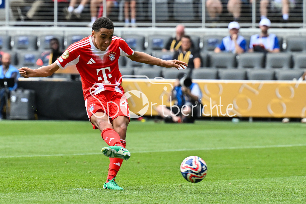 FC Bayern München - TQL Stadium | Jamal MUSIALA (FC Bayern Muenchen 42) trifft in dieser Szene per Elfmeter zum 8-0 / Tor / Torschuetze / Freude / Happy / FIFA Club World Cup: FC Bayern Muenchen - Auchkland City FC, TQL Stadium am 15.06.2025 / BLD / ZDF / NOT FOR SALE IN USA