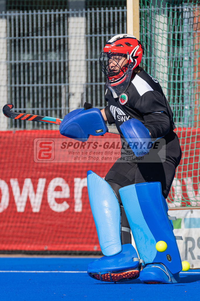 HK_20221009_100612 | 2. Bundesliga Damen Crefelder HTC - Hannover 78 am 9.10.2022 Crefelder HTC, Krefeld , Gillessen Jana ( Torfrau Crefelder HTC #2 )