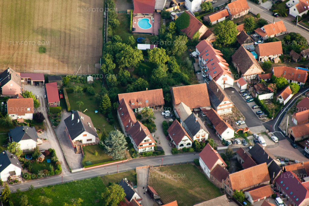 Aerial view: View of the town in Forstfeld in the state Bas-Rhin, France.Photo: IMG_30591.jpg taken on 07/09/2010 by Werner Riehm/FLY-FOTO.comResolution of the original: 4752 x 3168 px