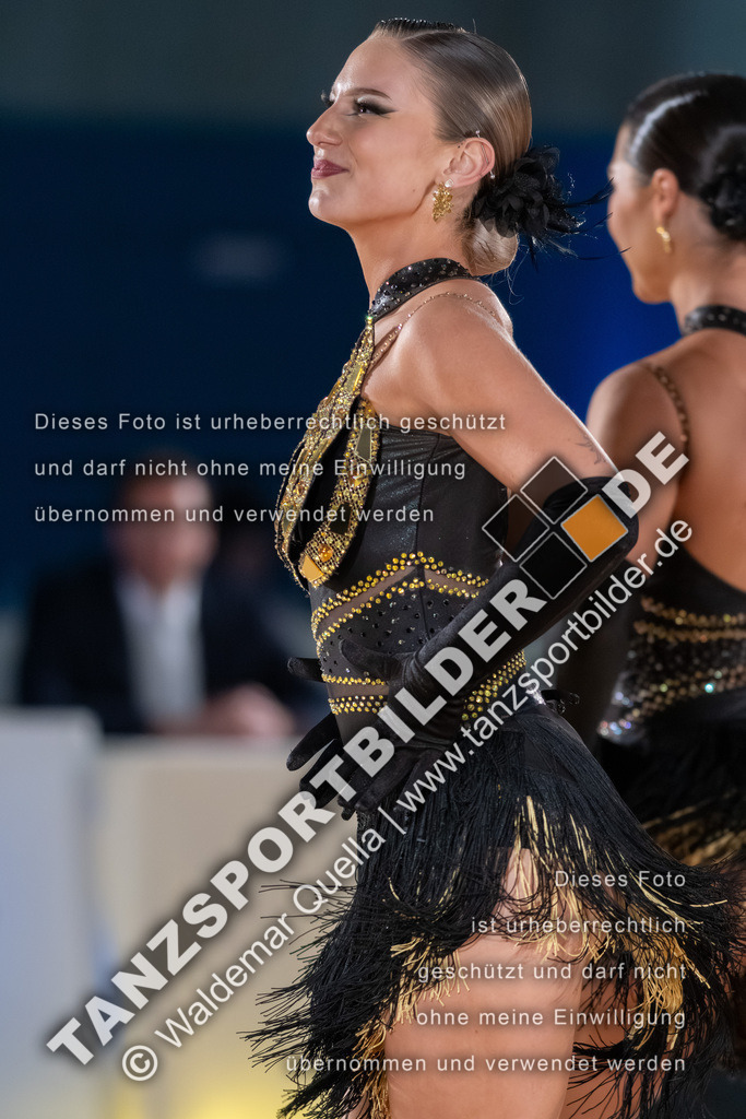 20260322-11608 | Hier finden Sie Tanz Bilder vom Latein und Standard Formationen tanzen. Sportbilder vom Tanzsport. Schöne Fotos und von Weltmeisterschaft, Europameisterschaft, Bundesliga, Regionalliga, Oberliga und Landesliga sowie von GOC Stuttgart, DanceComp, WM Bremen