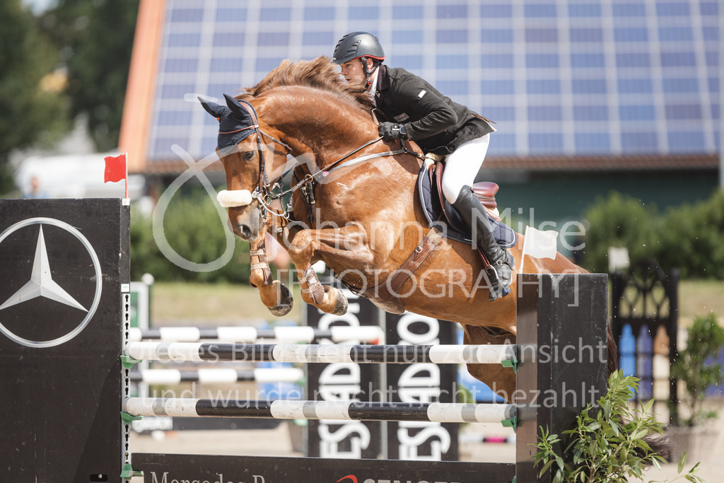 220611_LüPfSpTa_M2-Spr-409 | Lützower Pferdesporttage
Springprüfung Kl. M**
11.06.2022