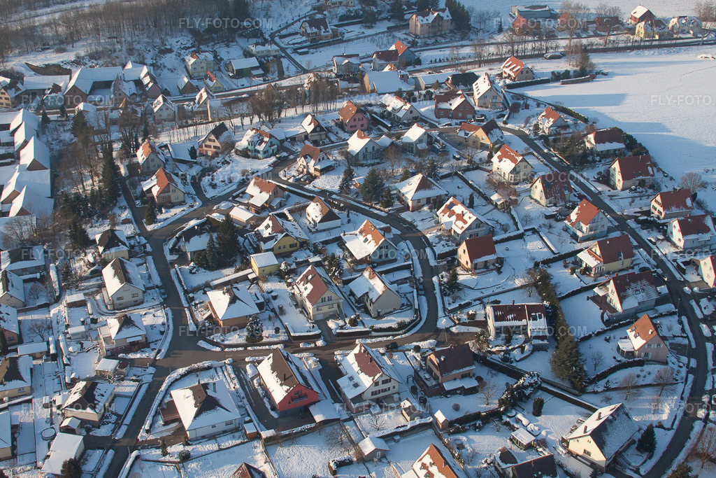 Aerial view: In winter when there is snow in Neewiller-près-Lauterbourg in the state Bas-Rhin, France.Photo: IMG_36668.jpg taken on 01/05/2011 by Werner Riehm/FLY-FOTO.comResolution of the original: 4752 x 3168 px