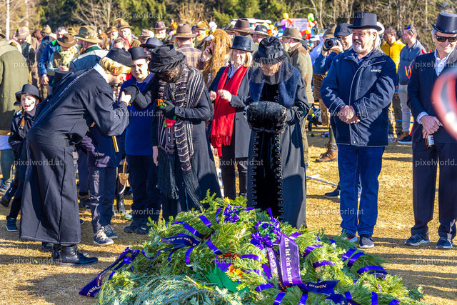 Bärentreiben in Steuerberg | Bildershop von pixelworld.at - Realisiert mit Pictrs.com