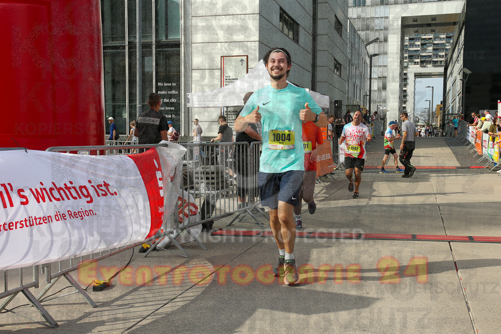 250920_1535_EX1_0148 | Sportfotografie im Rhein-Sieg Kreis, Köln, Bonn, NRW, Rheinland Pfalz, Hessen, etc. Unser Tätigkeitsfeld umfasst den Laufsport vom Volkslauf über den Marathon, Duathlon, Triathon bis zum Ultralauf wie Kölnpfad Ultra oder Schindertrail.