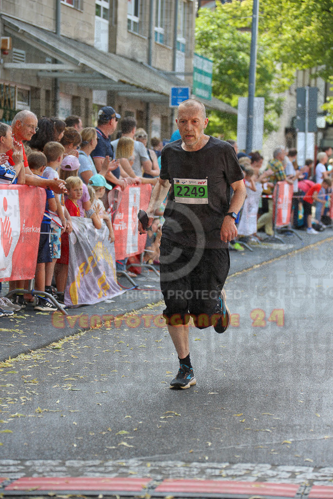 220625_1651_EX1_5208 | Sportfotografie im Rhein-Sieg Kreis, Köln, Bonn, NRW, Rheinland Pfalz, Hessen, etc. Unser Tätigkeitsfeld umfasst den Laufsport vom Volkslauf über den Marathon, Duathlon, Triathon bis zum Ultralauf wie Kölnpfad Ultra oder Schindertrail.