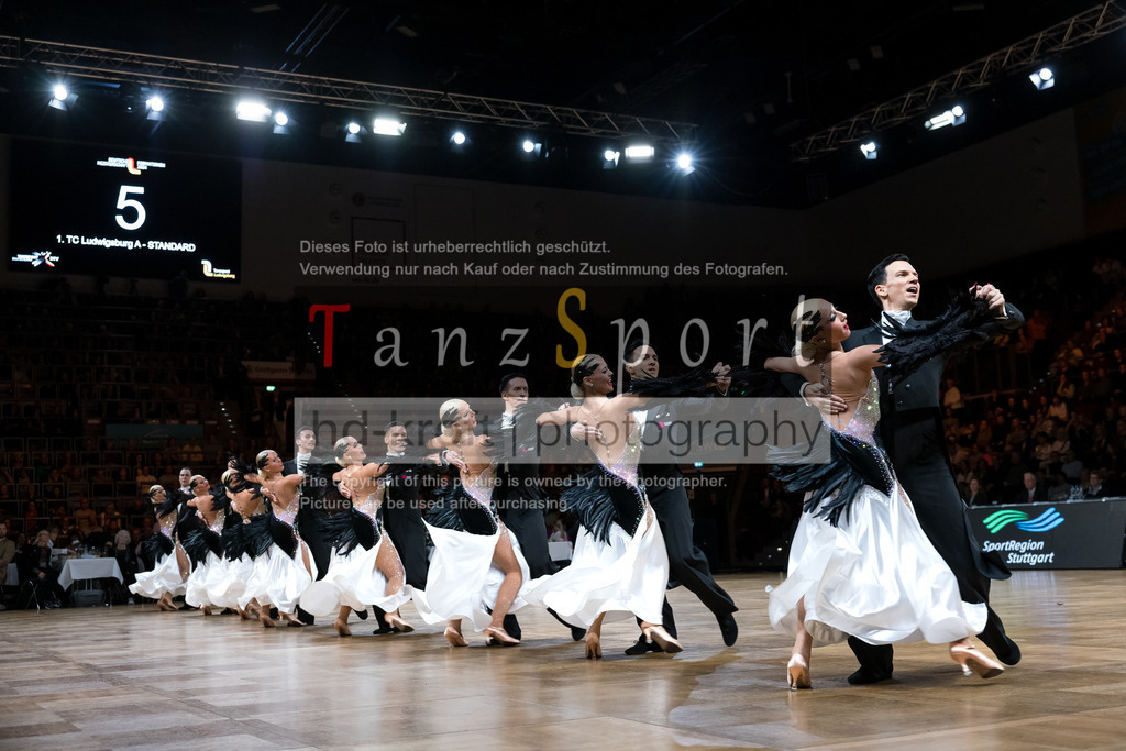 20241109_DM-Formationen_4438 | Tanzsportbilder, Standardtanz, Lateintanz, WDSF, DTV, LTVB, dancecomp, goc, hessen tanzt, blaues band der spree, walzer, tango, wiener walzer, slowfox, quickstepp, samba, rumba, cha-cha-cha, paso doble. jive, hd-kroft photography, turniertanzsport
