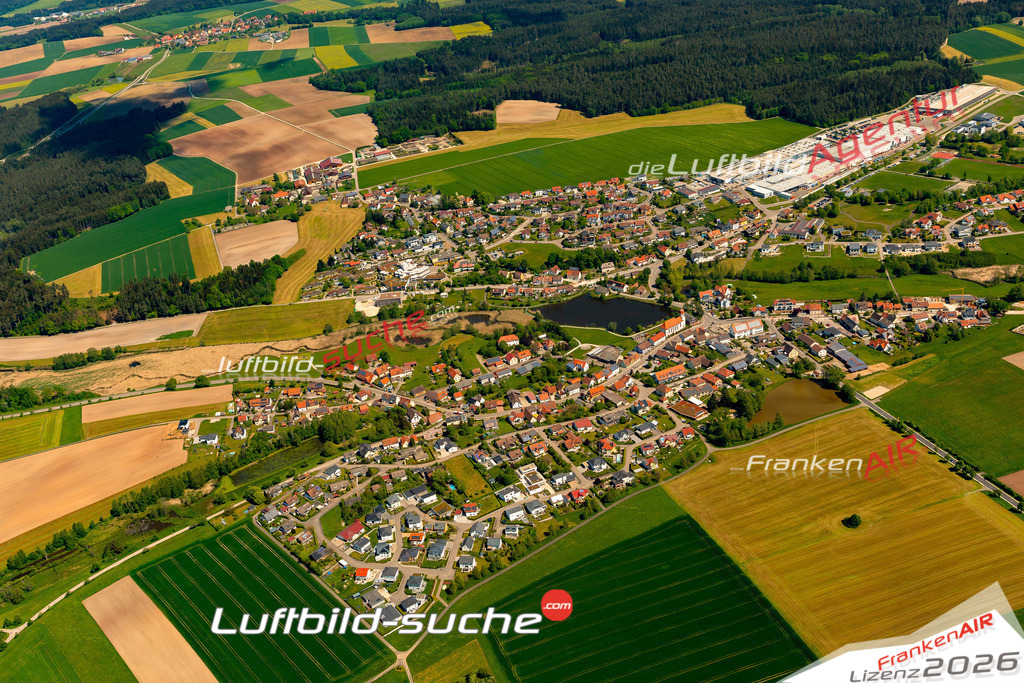 Das Luftbild zeigt :  Wört - Die Luftaufnahme wurde 2024 vom UL-Flugzeug aus erstellt ( keine Drohne ) - Hochauflösende Luftaufnahme - Für grossformatige Ausdrucke geeignet. Die Geschenkidee !Mit Lizenz und Bildrechte bestellbar
