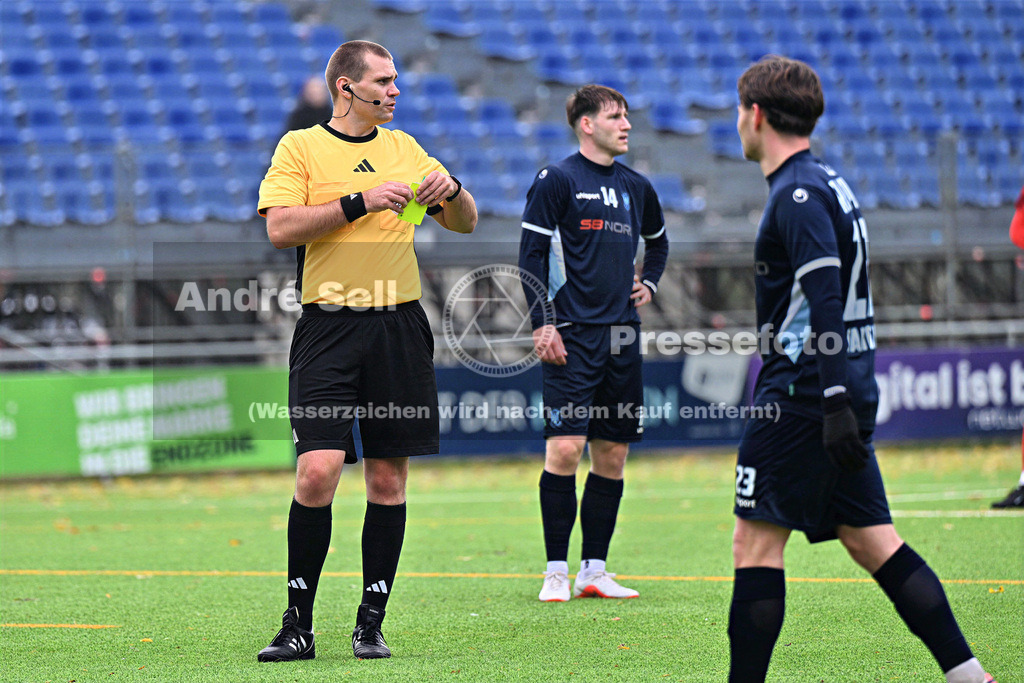 FC Kilia Kiel vs SC Rapid Lübeck | Schiedsrichter Steffen Brandt / Fußball-Oberliga Männer 2026/2027 / FC Kilia Kiel vs SC Rapid Lübeck / Kilia Sportplatz / Kiel / 24.10.26 - Realisiert mit Pictrs.com