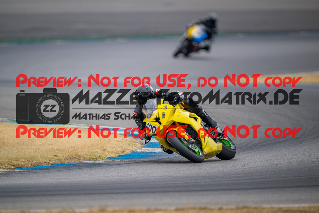 MaZZes-Fotomatrix-20260809-580489 | R1