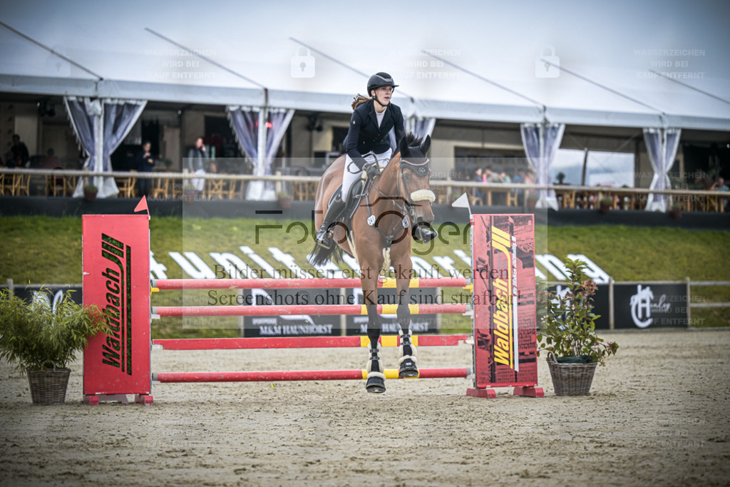 DOS_1034 | Entdecke hochwertige Reitturnierfotos von Foto Oger. Professionell, emotional und authentisch – jetzt Lieblingsmomente im Shop bestellen. - Realisiert mit Pictrs.com