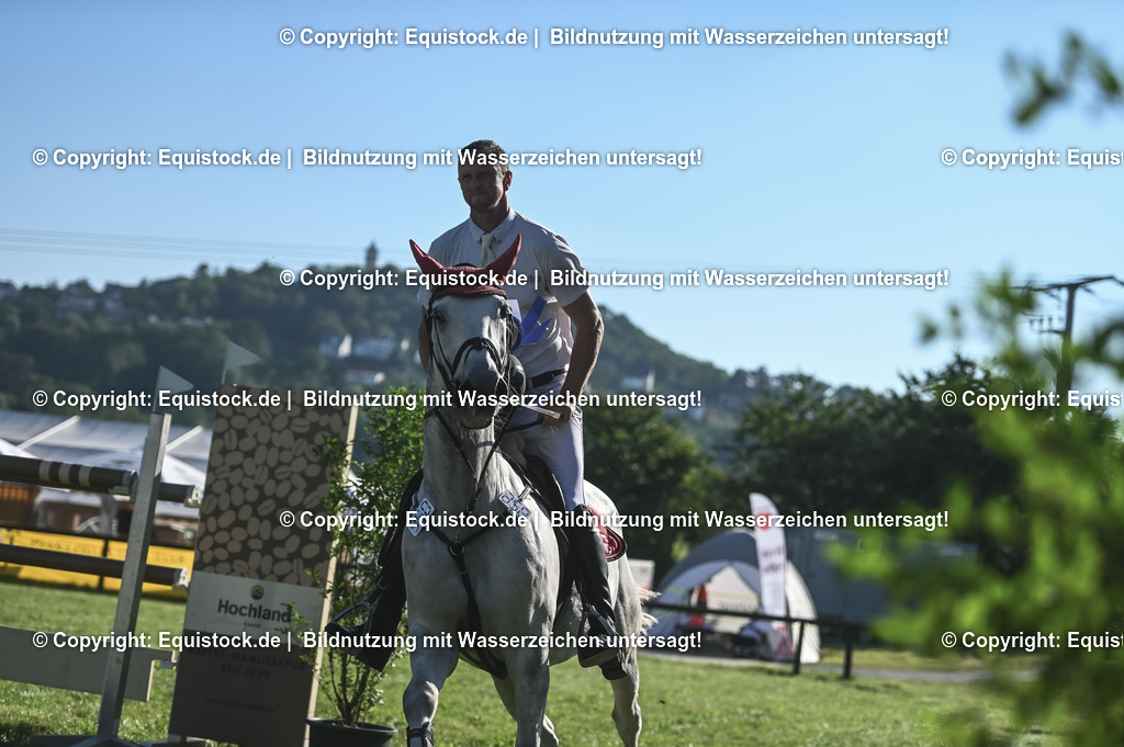 20230908_24_Springen_M_0102 | equistock