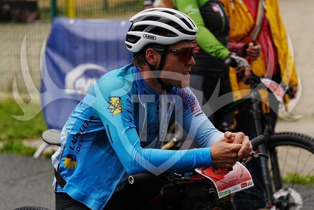 Image00045 | Fotogalerie der Treibjagd im Dunkelwald - Dein MTB Etappenrennen im Erzgebirge - Realisiert mit Pictrs.com