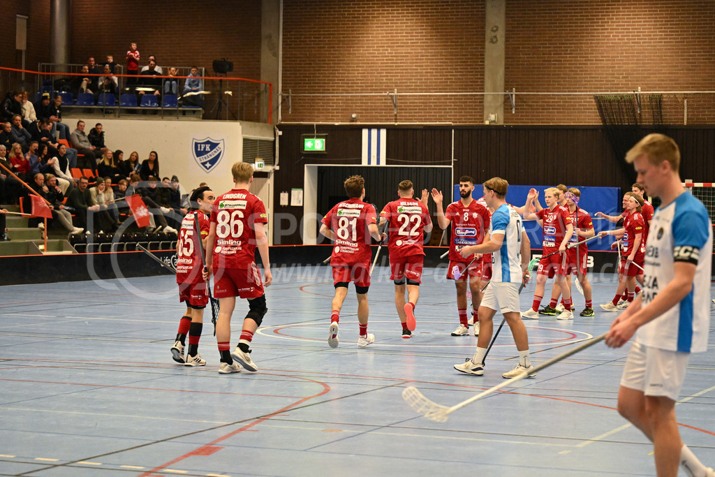 Strängnäs IBK vs FBC Kalmarsund Ungdom - 6. =January= 2024 | Strängnäs IBK vs FBC Kalmarsund Ungdom
Thomas Arena, Strängnäs
Adam Nilsson (#22 Strängnäs IBK) celebrating his goal.
Bild: Sportfotografie Markus Aeschimann | www.markus-aeschimann.ch - Realisiert mit Pictrs.com
