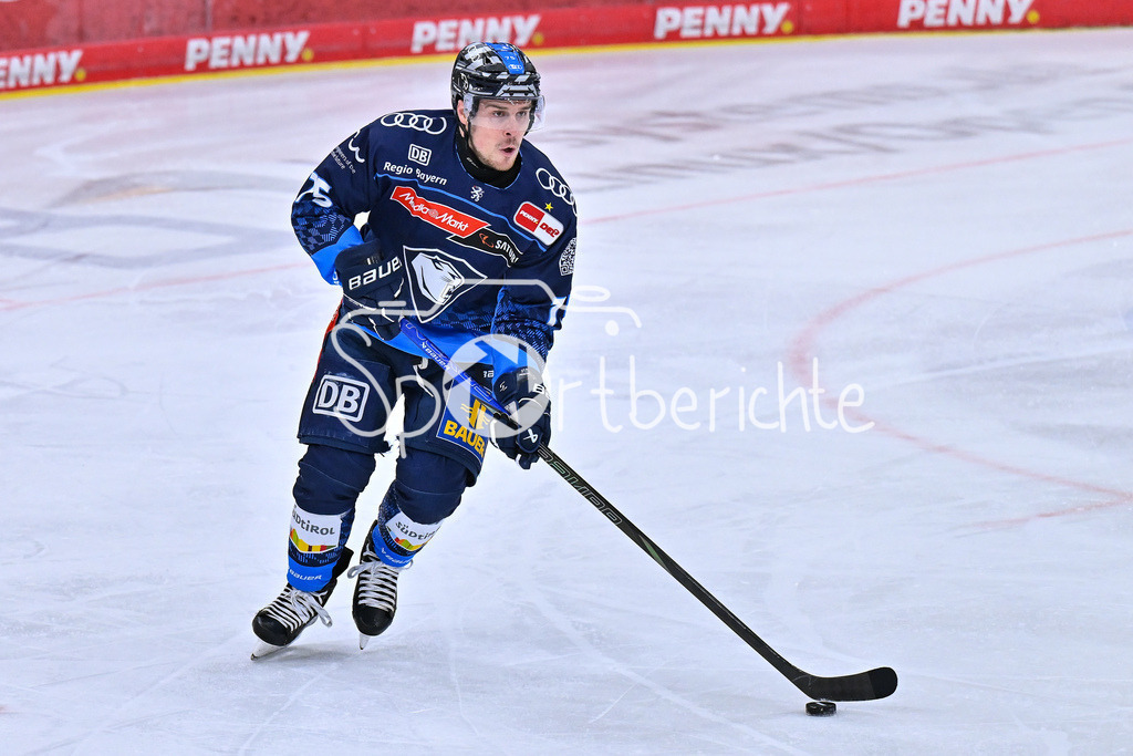 ERC Ingolstadt - Augsburger Panther  | am Puck Alex BRETON (ERC Ingolstadt #75) / Freistellerl / Einzelfoto / DEL: ERC Ingolsdtadt - Augsburger Panther, Saturn Arena am 10.01.2025