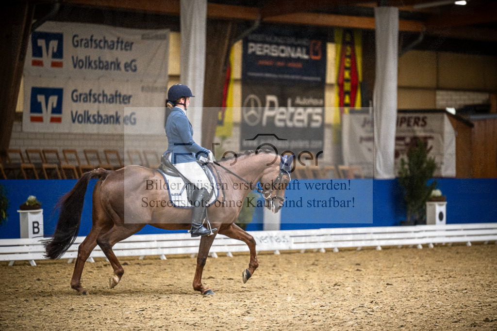 DOS_2097 | Entdecke hochwertige Reitturnierfotos von Foto Oger. Professionell, emotional und authentisch – jetzt Lieblingsmomente im Shop bestellen.Deutschlandweite Turnierfotografie. - Realisiert mit Pictrs.com