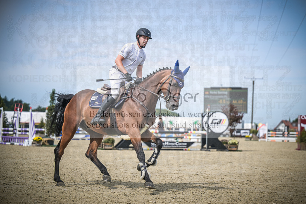 DOS_4114 | Entdecke hochwertige Reitturnierfotos von Foto Oger. Professionell, emotional und authentisch – jetzt Lieblingsmomente im Shop bestellen.Deutschlandweite Turnierfotografie. - Realisiert mit Pictrs.com