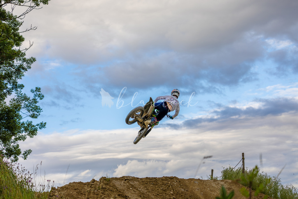 Motocross-70 | Sportbilder, Sportfotograf, Hochzeits- und Eventfotografin, Flugshows, Portraits und Tiershooting, Aviation, Downhill, Nationalleague, Swissleague, International