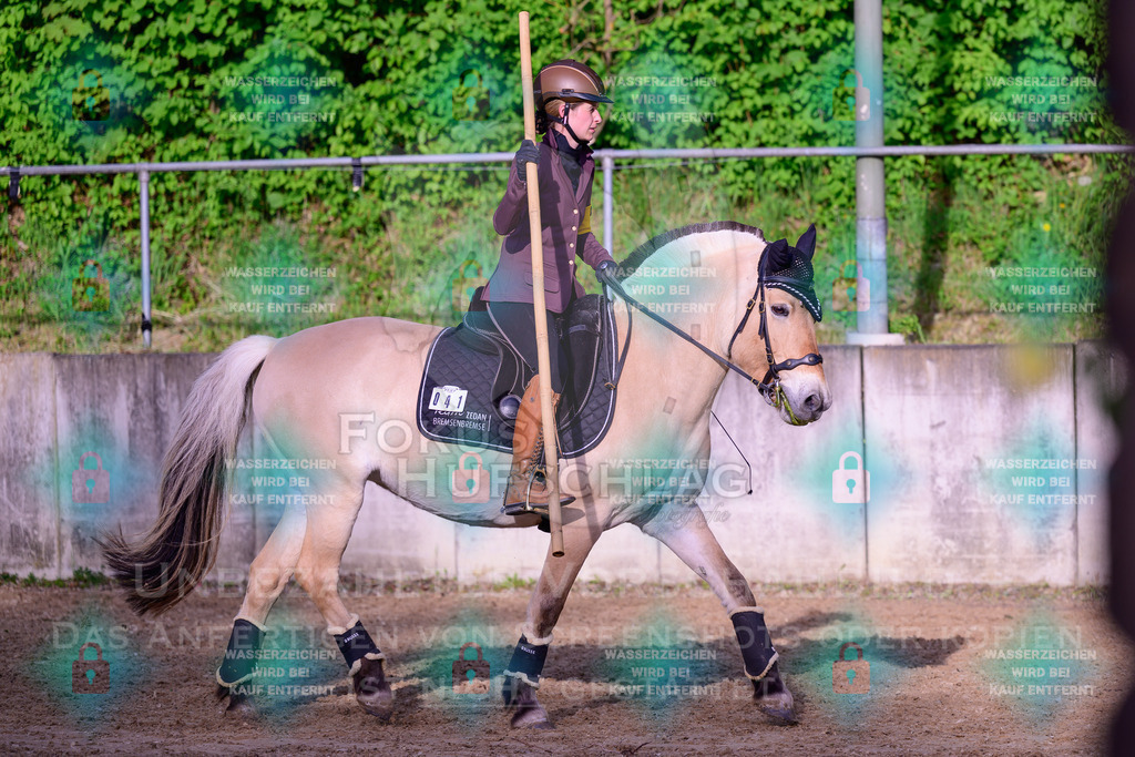 02052026-Giesenbach-03-Speedtrail-0526 | Fokus Hufschlag Fotografie - Realisiert mit Pictrs.com