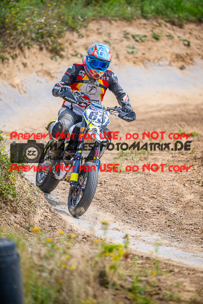 MaZZes_FotoMatrix_230812_0297 | UE40