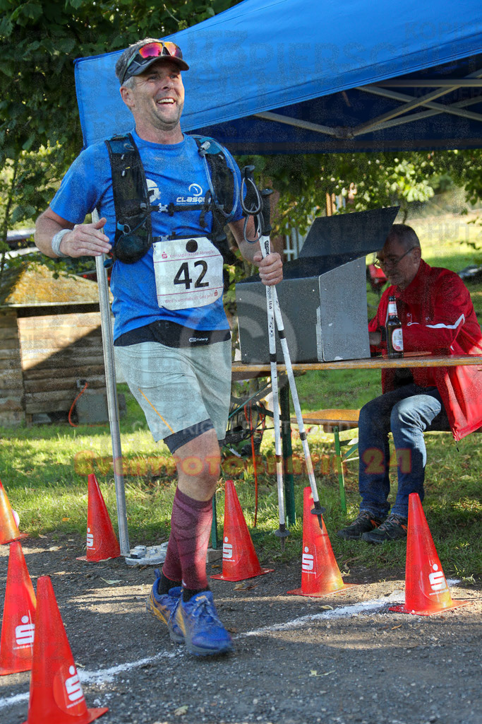 230826_1820_EX1_1860 | Sportfotografie im Rhein-Sieg Kreis, Köln, Bonn, NRW, Rheinland Pfalz, Hessen, etc. Unser Tätigkeitsfeld umfasst den Laufsport vom Volkslauf über den Marathon, Duathlon, Triathon bis zum Ultralauf wie Kölnpfad Ultra oder Schindertrail.