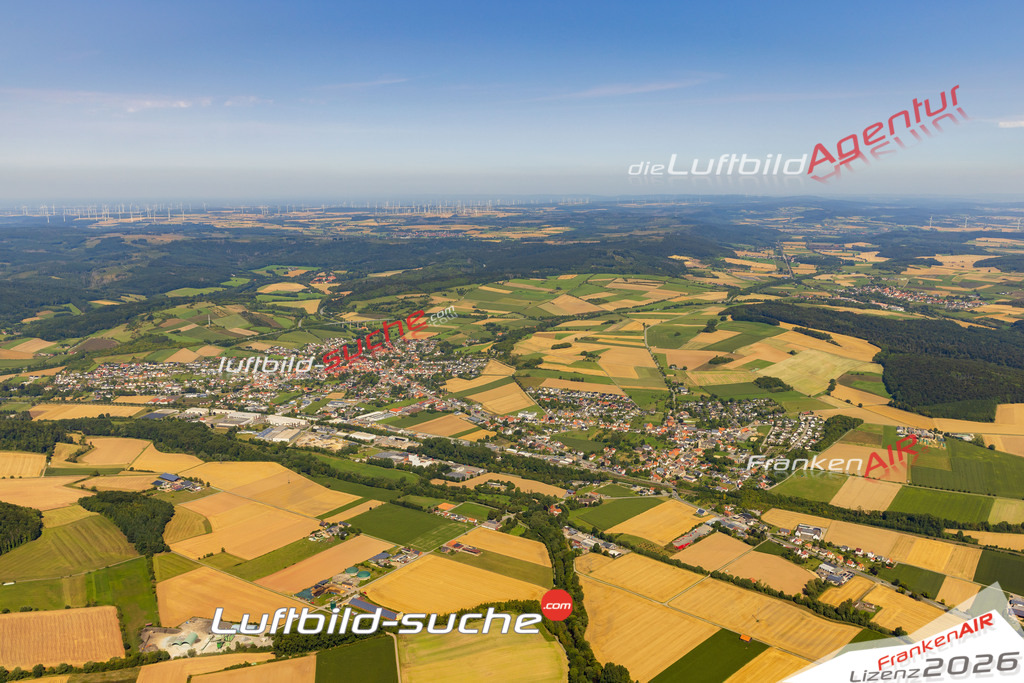 Luftaufnahme  Warburg - Die Luftaufnahme wurde 2025 vom UL-Flugzeug heraus erstellt ( ohne Drohne ) - Hochauflösende Luftaufnahme - für professionelle Ausdrucke geeignet. Die Geschenkidee !Mit Lizenz und Bildrechte bestellbar